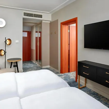 Hotel Maistra Vibes International